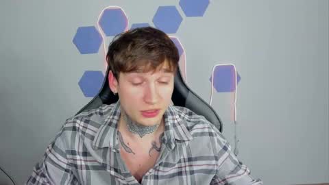 Chris Tyson online show from 12/04/24, 05:22