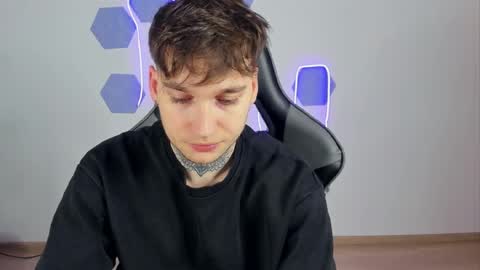 Chris Tyson online show from 12/23/24, 01:51