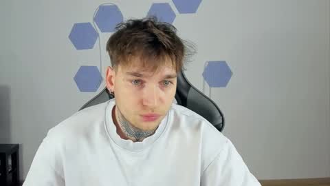 Chris Tyson online show from 01/03/25, 04:27