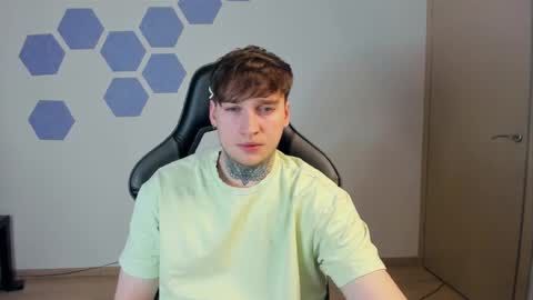 Chris Tyson online show from 02/01/25, 03:41