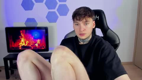 Chris Tyson online show from 03/01/25, 01:53