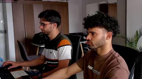 Im Chirs IM MODEL INDEPENDT online show from 02/24/25, 04:47