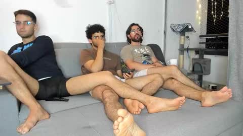 Im Chirs IM MODEL INDEPENDT online show from 11/25/25, 03:39