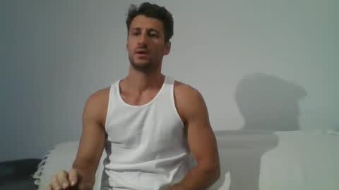 chrisaron online show from 10/08/25, 03:26