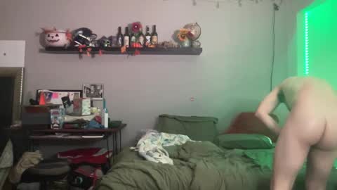 Snapshot of chrisfordcam chatting on 01/12/26, 01:33 Chris Ford online show from 01/12/26, 01:33