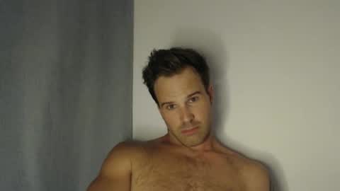 Chris Hemsworth online show from 02/09/26, 06:56