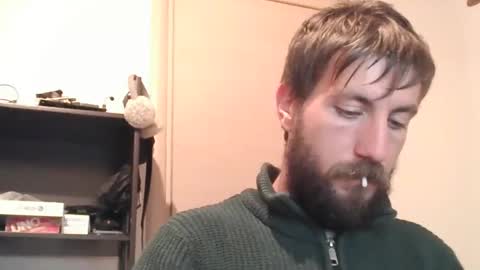 Snapshot of chrismipa1996 chatting on 01/12/25, 06:27 Chris online show from 01/12/25, 06:27