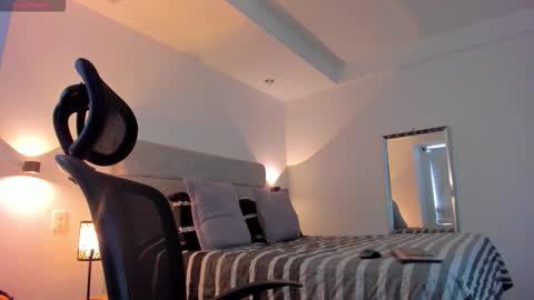 chrismorgan24 online show from 09/19/25, 04:40