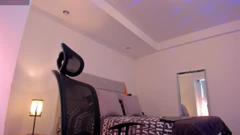 chrismorgan24 online show from 02/02/26, 04:27