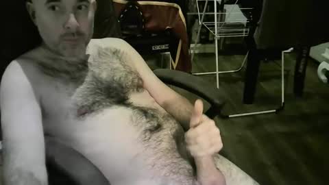 chrisprngr online show from 11/19/25, 07:03