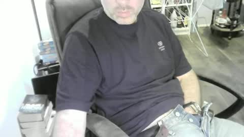 Snapshot of chrisprngr chatting on 06/29/26, 11:21 chrisprngr online show from 06/29/26, 11:21