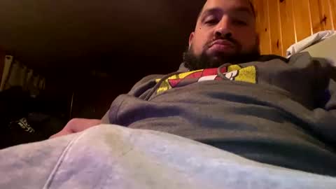 chrisr4203 online show from 01/08/25, 04:23