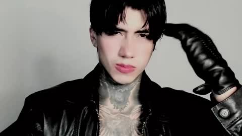 CHRIS  INDEPENT MODEL online show from 11/01/25, 12:12