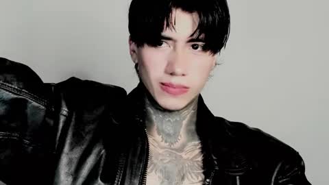 CHRIS  INDEPENT MODEL online show from 11/10/25, 11:59