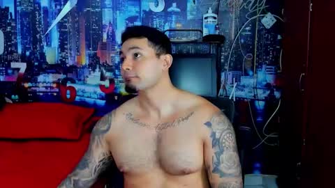 Snapshot of chriss_stewart2 chatting on 12/19/25, 05:25 Chriss Stewart online show from 12/19/25, 05:25