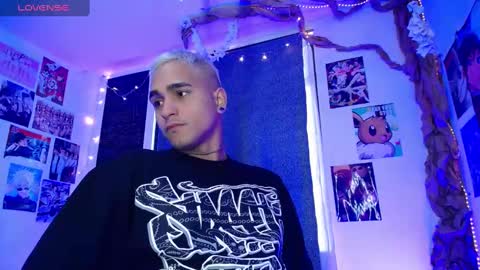 Christian Wang online show from 12/18/24, 11:56