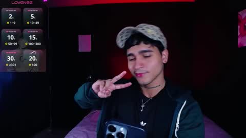 Christian Wang online show from 09/30/25, 01:21