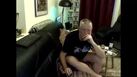 chrissell online show from 12/16/25, 01:32