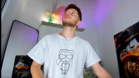 Snapshot of chrisstianford chatting on 09/24/25, 09:23 Hi dont forguet to follow me online show from 09/24/25, 09:23