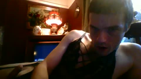 Snapshot of chrissythesissy34 chatting on 12/18/24, 08:42 chrischrissy online show from 12/18/24, 08:42