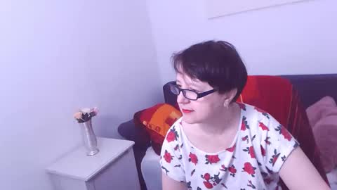 Snapshot of christarose chatting on 12/08/24, 02:19 Christa online show from 12/08/24, 02:19