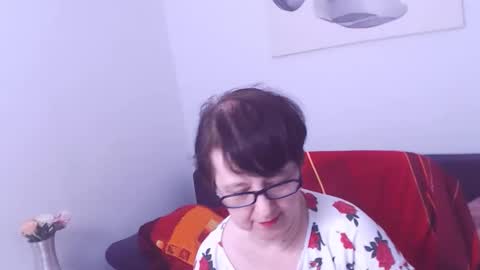 Snapshot of christarose chatting on 12/08/24, 05:44 Christa online show from 12/08/24, 05:44