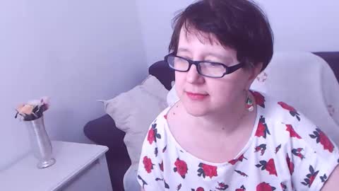 Snapshot of christarose chatting on 12/15/24, 04:40 Christa online show from 12/15/24, 04:40