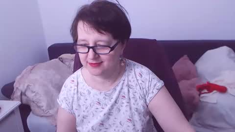 Snapshot of christarose chatting on 12/27/24, 06:42 Christa online show from 12/27/24, 06:42