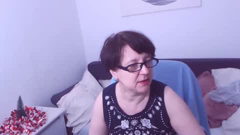 Snapshot of christarose chatting on 12/30/24, 02:42 Christa online show from 12/30/24, 02:42