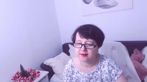 Snapshot of christarose chatting on 01/02/25, 06:45 Christa online show from 01/02/25, 06:45