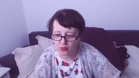 Snapshot of christarose chatting on 01/13/25, 12:41 Christa online show from 01/13/25, 12:41