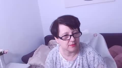 Snapshot of christarose chatting on 01/16/25, 04:07 Christa online show from 01/16/25, 04:07