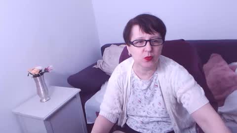 Snapshot of christarose chatting on 01/21/25, 06:43 Christa online show from 01/21/25, 06:43