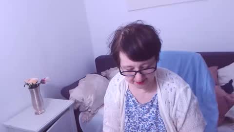 Snapshot of christarose chatting on 01/29/25, 02:51 Christa online show from 01/29/25, 02:51