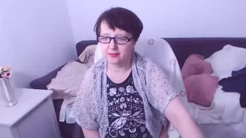 Snapshot of christarose chatting on 02/15/25, 05:41 Christa online show from 02/15/25, 05:41