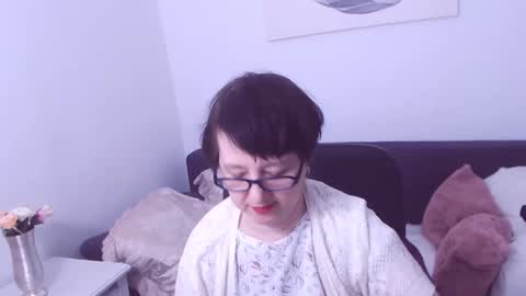 Snapshot of christarose chatting on 02/15/25, 08:01 Christa online show from 02/15/25, 08:01
