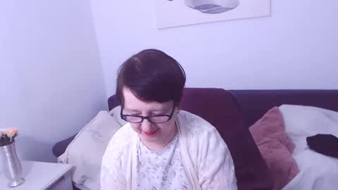 Snapshot of christarose chatting on 02/23/25, 03:29 Christa online show from 02/23/25, 03:29