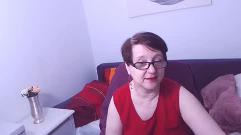 Snapshot of christarose chatting on 09/30/25, 03:06 Christa online show from 09/30/25, 03:06