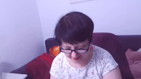 Snapshot of christarose chatting on 10/04/25, 01:14 Christa online show from 10/04/25, 01:14