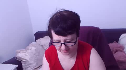 Snapshot of christarose chatting on 10/19/25, 02:29 Christa online show from 10/19/25, 02:29