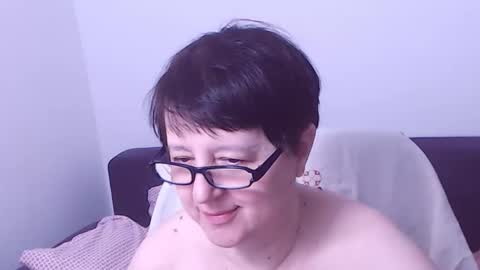 Christa online show from 04/10/26, 12:16