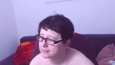 Christa online show from 04/15/26, 07:58