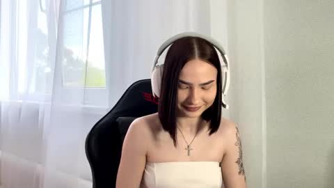 Snapshot of christelgabisi chatting on 05/15/26, 12:45 christelgabisi online show from 05/15/26, 12:45