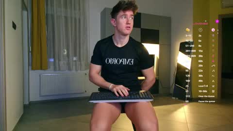 UPVOTE ME ------  ILL DO SOMETHING FOR FREE online show from 10/18/25, 07:14
