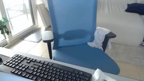 Michael USA online show from 12/04/25, 06:49