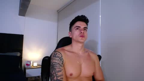 Snapshot of christianvalenzia chatting on 09/15/25, 12:16 Christian online show from 09/15/25, 12:16