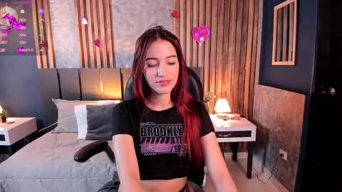 Snapshot of christina_johns chatting on 02/24/25, 03:20 Hi Im Christina. . Dont forget to follow me to have me close to you online show from 02/24/25, 03:20