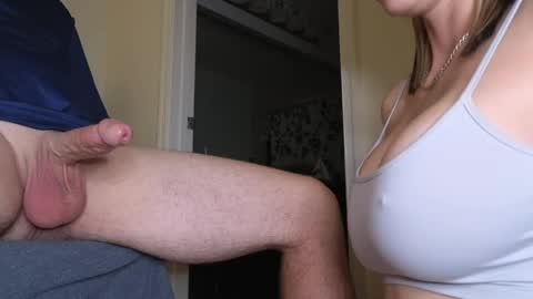 christinabby143 online show from 04/22/26, 02:36