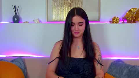 Christina online show from 09/12/25, 06:41