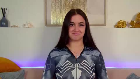 Christina online show from 09/24/25, 05:27